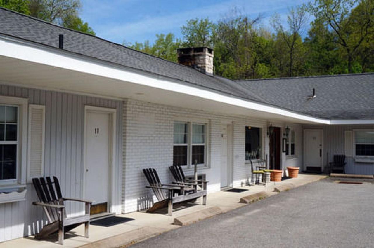 Inn At Iron Masters Lakeville Esterno foto