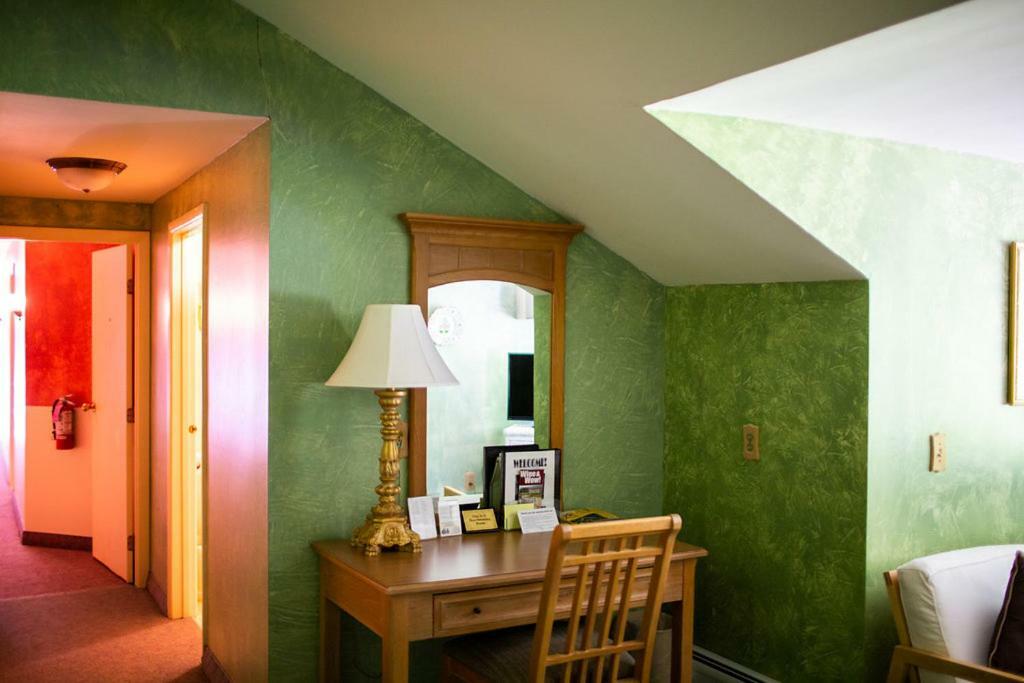 Inn At Iron Masters Lakeville Esterno foto